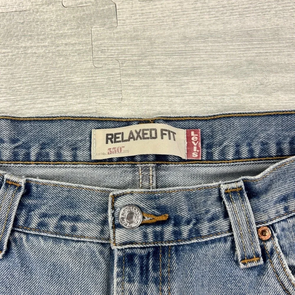 Vintage Levi's 550 Jeans Size 36x32 Blue Light Wash Denim Relaxed Fit Pants‎